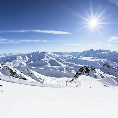 Chalmettes - 4 Pers. - Skis Aux Pieds Mae-8764 Montgenevre